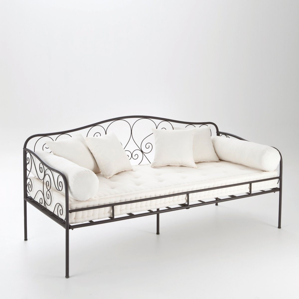 Demir koltuk modelleri